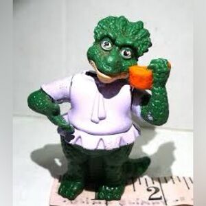 1992 Collectable Dinosaurs Charlene Sinclair Figurine 2/$25